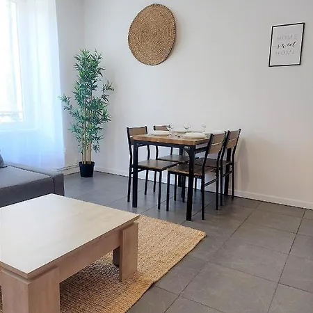 Apartment ° Appart' Fabriques 1 , Centre °